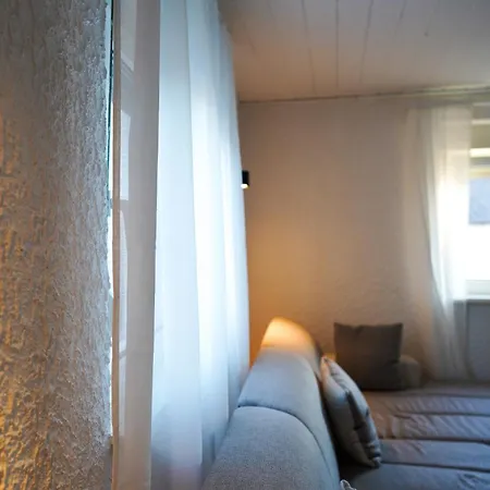 Apartment 2-geschossiges Comfort Mit Balkon, Netflix Und Großzügiger Küche Für Teams Und Familien